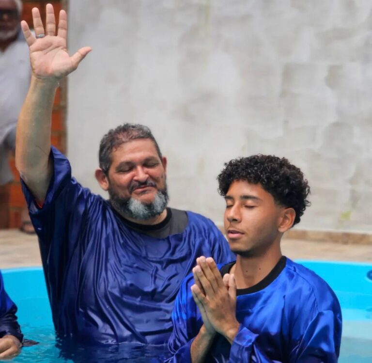 04f0ba9c-6064-4e21-95e3-9dd4fc8355b3